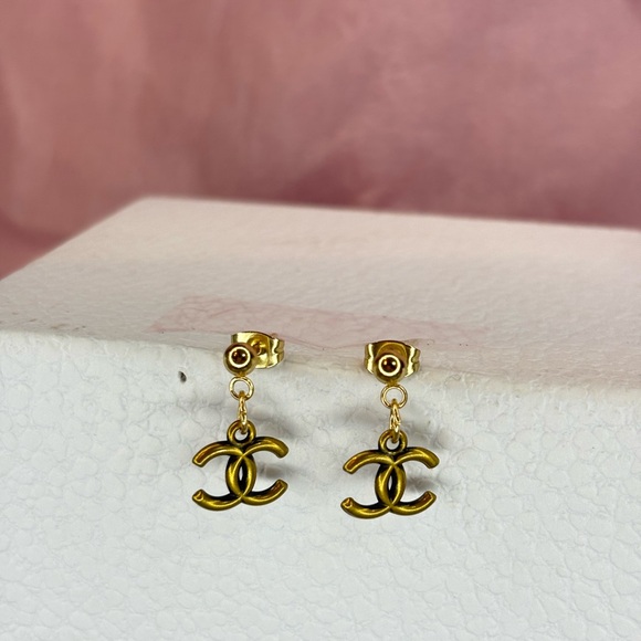 Chanel gold and bronze cc Earrings - Picture 2 of 3